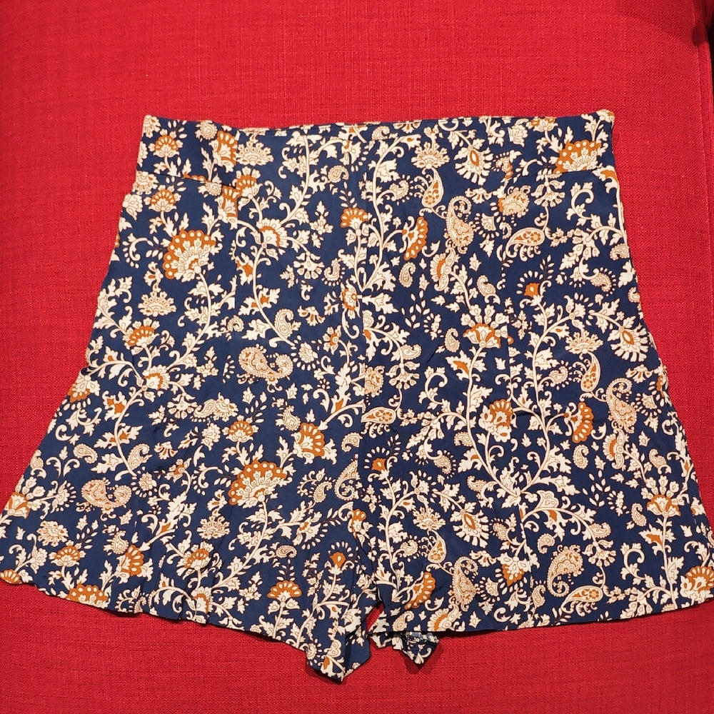 Floral Print Women's Shorts